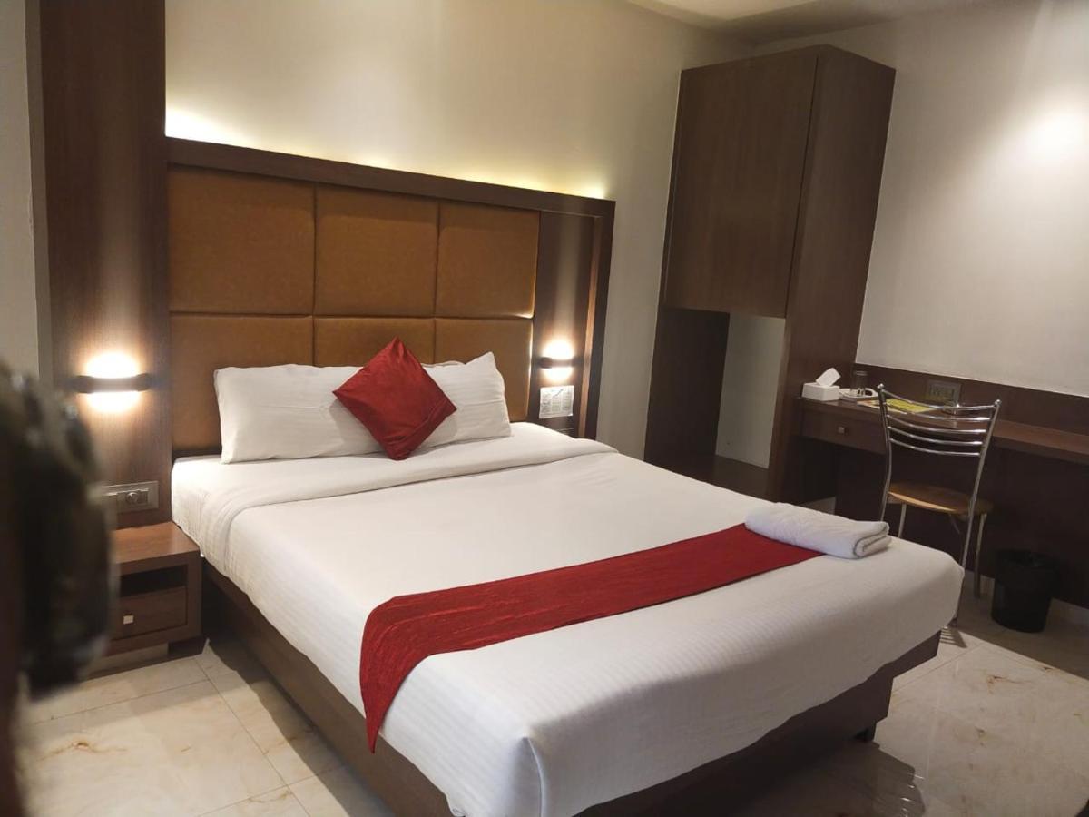 Hotel Monarch Express Near Karnala Sports Academy Panvel,Navi Mumbai Ngoại thất bức ảnh