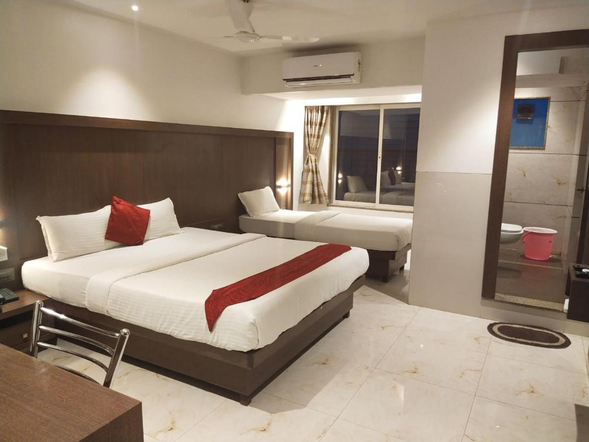 Hotel Monarch Express Near Karnala Sports Academy Panvel,Navi Mumbai Ngoại thất bức ảnh