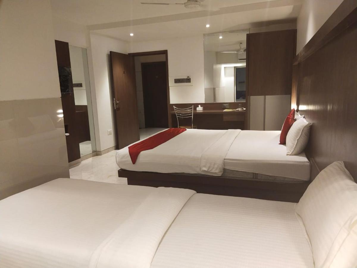 Hotel Monarch Express Near Karnala Sports Academy Panvel,Navi Mumbai Ngoại thất bức ảnh